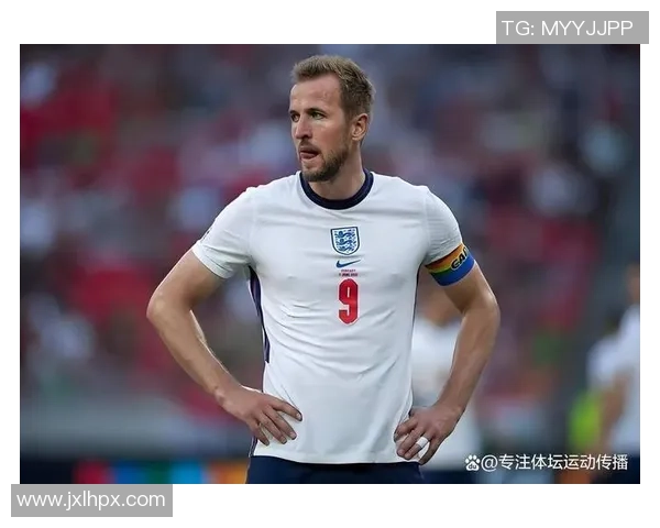 2025年现役足球球星全球排名前十强全解析与实力对比