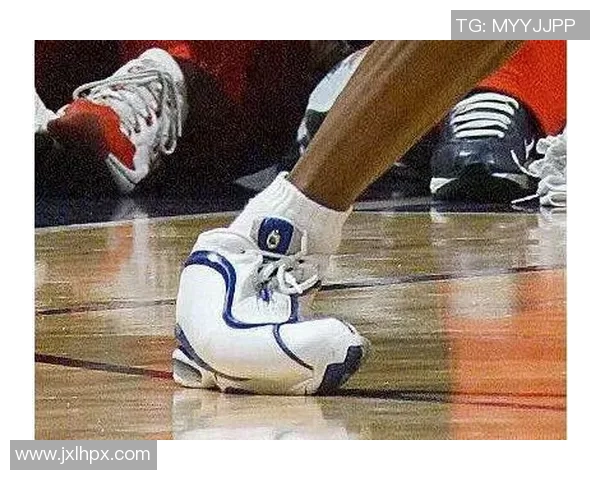 世界足坛球星穿鞋耐用榜单 看看谁的足球鞋用得最久