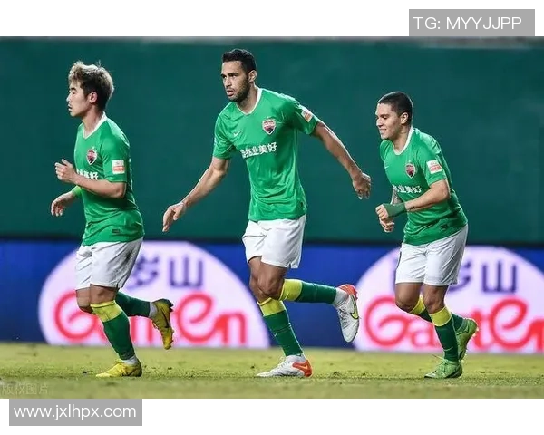 中国足球球星号码查询平台全面升级助力球迷快速了解球员信息