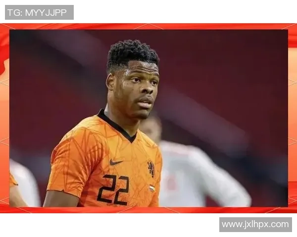 全球足球明星排名前十盘点 探讨足坛现役顶尖球员的影响力与成就