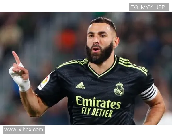 本泽马：从法国国脚到沙特豪门的传奇转型与辉煌生涯