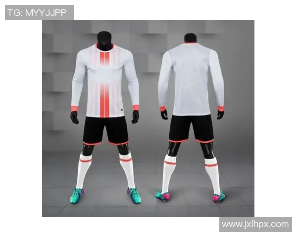 球星穿的足球衣在冬天能否保暖舒适适合日常穿着分析