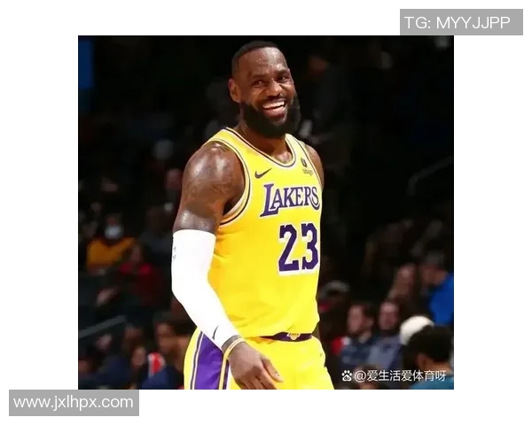 詹姆斯的绿茵传奇从少年梦想到世界巨星的奋斗历程